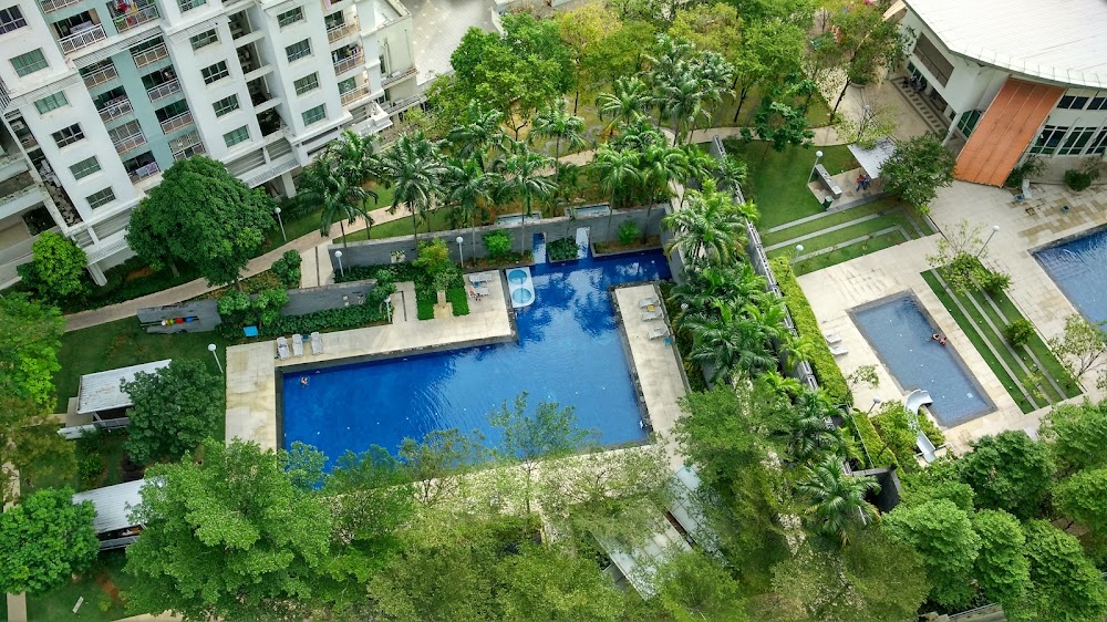 Block E, Metropolitan Square