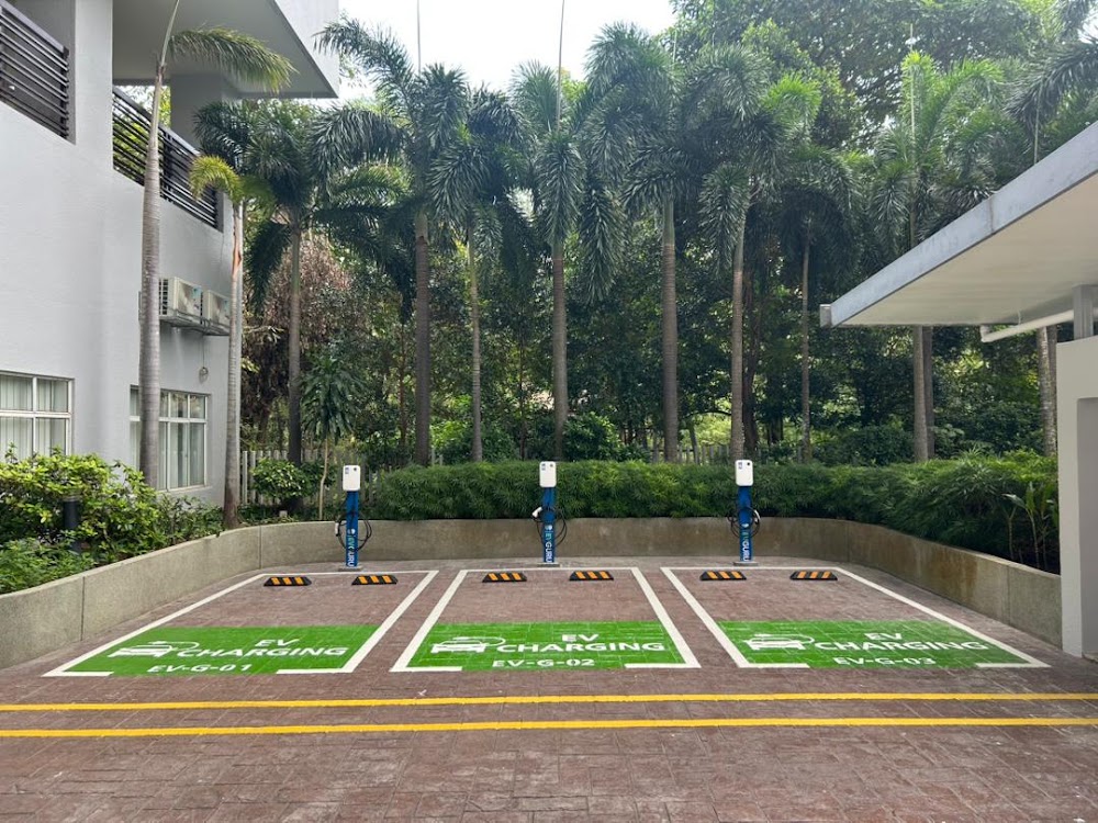 9 Bukit Utama Condominium