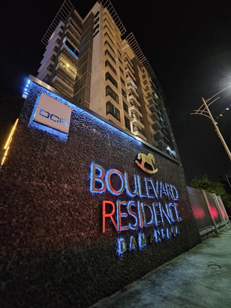Boulevard Residence